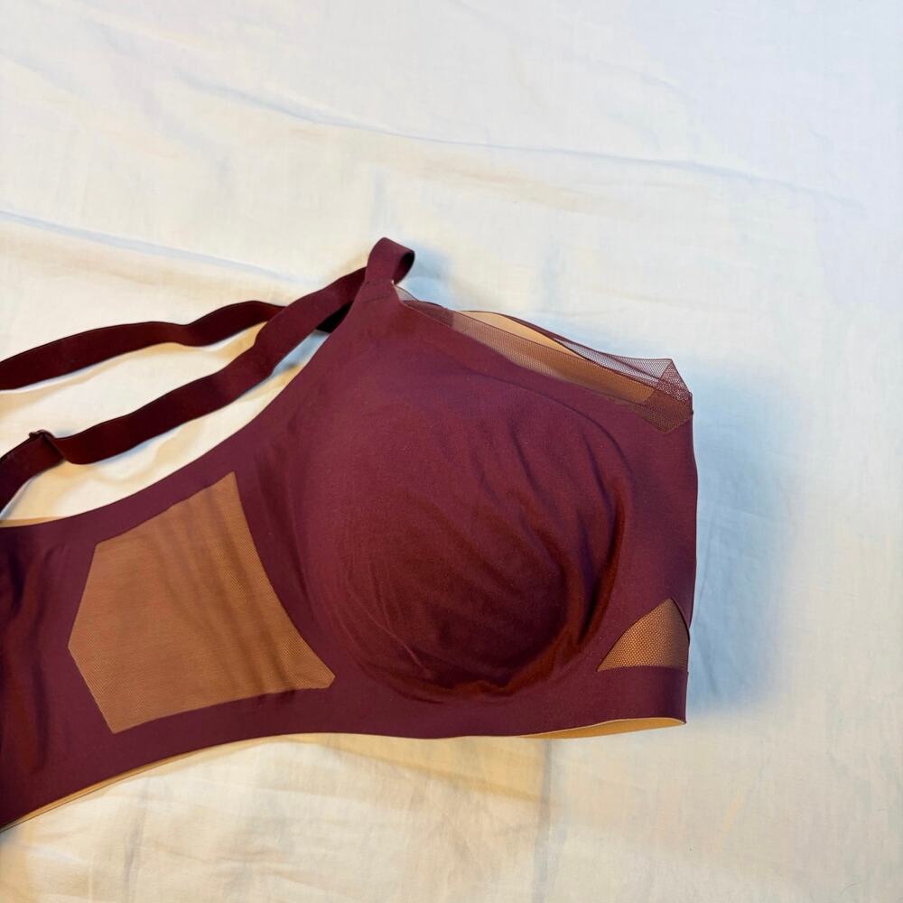 Honeylove crossover wireless bra. Wine color. Size 1X, 40 C/D. - Picture 2 of 5